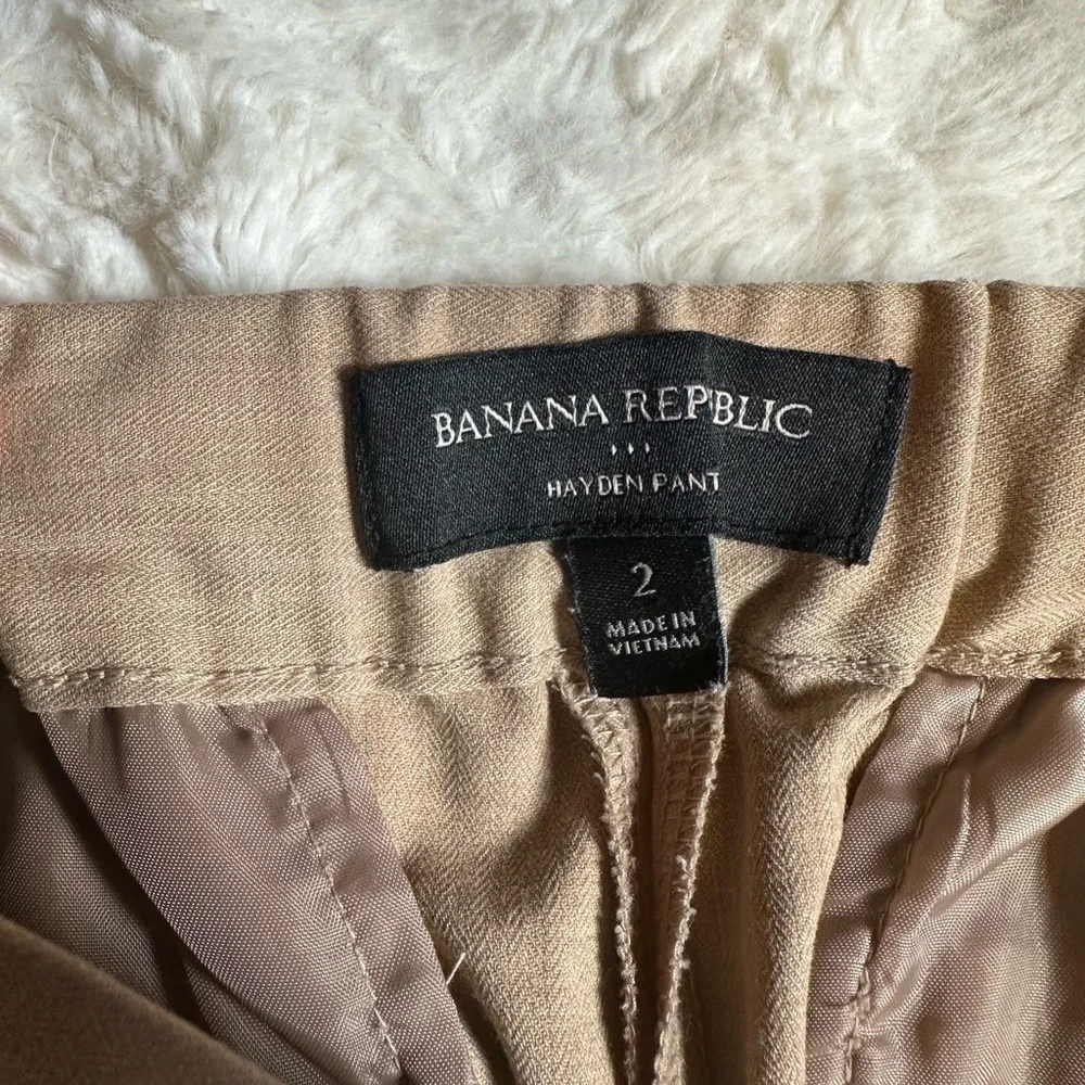 Banana Republic Hayden Pants | Women’s Size 2 | Beige Tapered Work Trousers